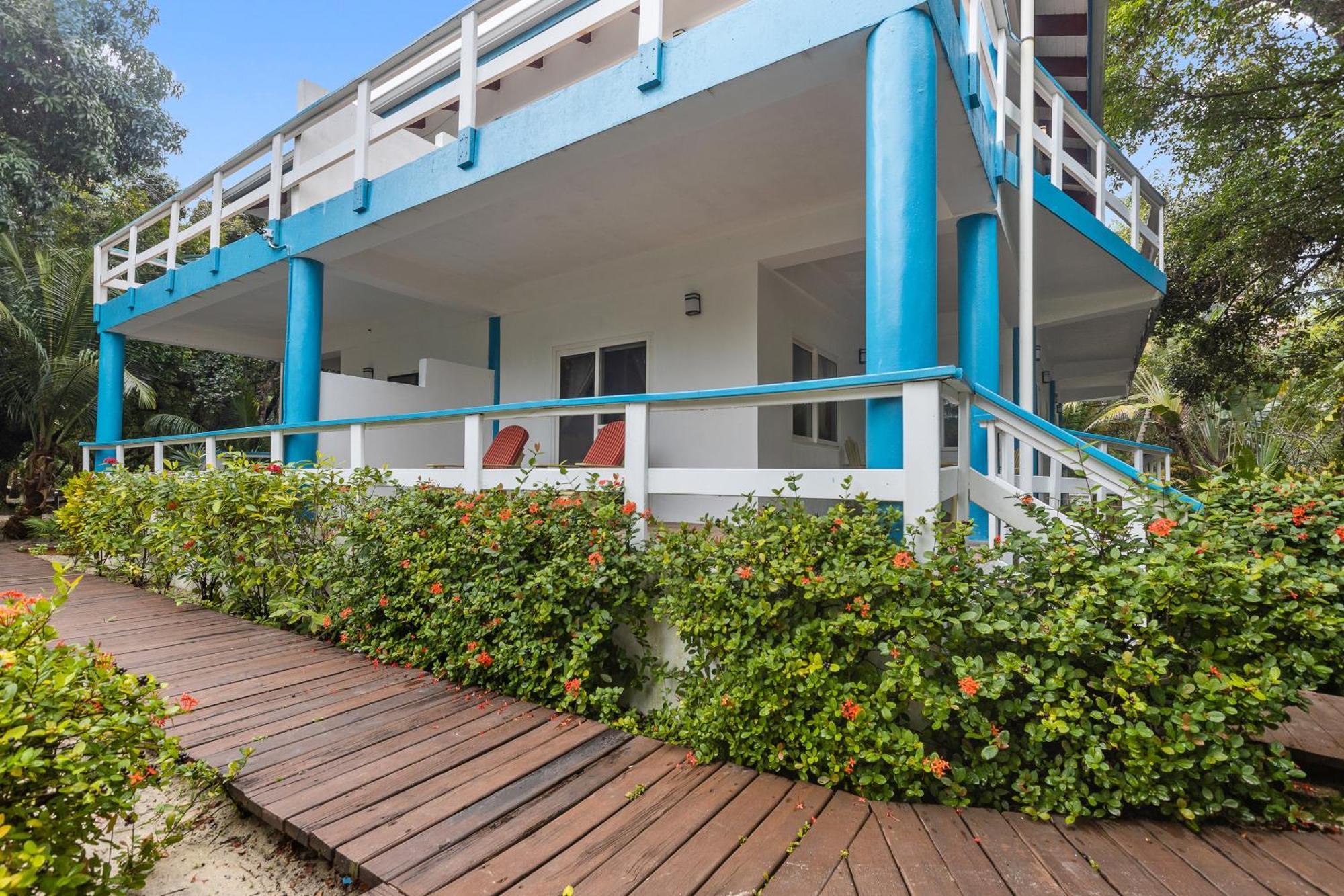 Condo #24 @ Beachside Villas Placencia エクステリア 写真